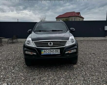 Чорний Cанг Йонг Rexton, об'ємом двигуна 2.7 л та пробігом 224 тис. км за 9999 $, фото 1 на Automoto.ua