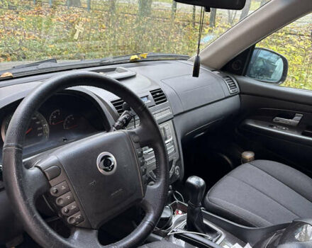 Чорний Cанг Йонг Rexton, об'ємом двигуна 2.7 л та пробігом 111 тис. км за 12500 $, фото 4 на Automoto.ua