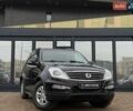 Чорний Cанг Йонг Rexton, об'ємом двигуна 2 л та пробігом 155 тис. км за 13890 $, фото 1 на Automoto.ua