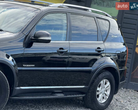 Чорний Cанг Йонг Rexton, об'ємом двигуна 2 л та пробігом 253 тис. км за 13900 $, фото 15 на Automoto.ua