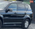 Чорний Cанг Йонг Rexton, об'ємом двигуна 2 л та пробігом 253 тис. км за 13900 $, фото 15 на Automoto.ua