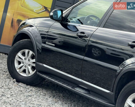 Чорний Cанг Йонг Rexton, об'ємом двигуна 2 л та пробігом 253 тис. км за 13900 $, фото 19 на Automoto.ua