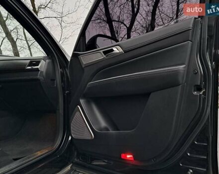 Чорний Cанг Йонг Rexton, об'ємом двигуна 2.16 л та пробігом 132 тис. км за 19700 $, фото 23 на Automoto.ua