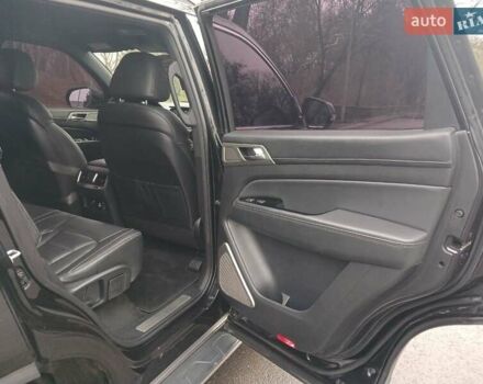 Чорний Cанг Йонг Rexton, об'ємом двигуна 2.16 л та пробігом 132 тис. км за 19700 $, фото 44 на Automoto.ua