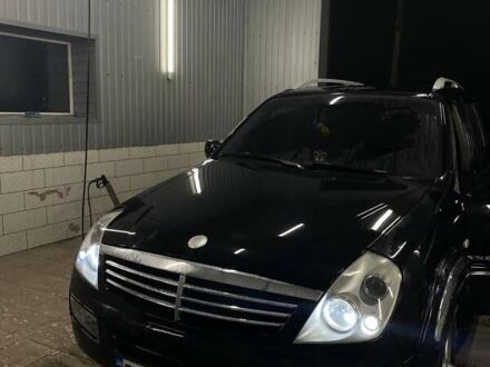 Чорний Cанг Йонг Rexton, об'ємом двигуна 2.7 л та пробігом 200 тис. км за 8500 $, фото 1 на Automoto.ua