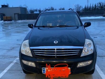 Чорний Cанг Йонг Rexton, об'ємом двигуна 2.7 л та пробігом 270 тис. км за 7000 $, фото 1 на Automoto.ua