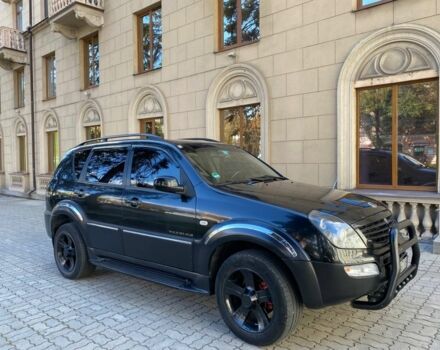 Чорний Cанг Йонг Rexton, об'ємом двигуна 2.7 л та пробігом 250 тис. км за 5350 $, фото 1 на Automoto.ua