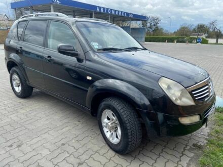 Чорний Cанг Йонг Rexton, об'ємом двигуна 2.9 л та пробігом 155 тис. км за 5600 $, фото 1 на Automoto.ua