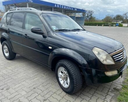 Чорний Cанг Йонг Rexton, об'ємом двигуна 2.9 л та пробігом 155 тис. км за 5600 $, фото 1 на Automoto.ua