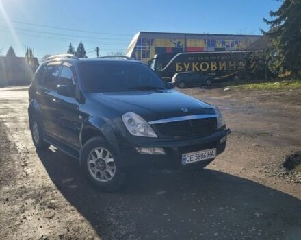 Черный Cанг Йонг Рекстон, объемом двигателя 2.3 л и пробегом 225 тыс. км за 5200 $, фото 1 на Automoto.ua