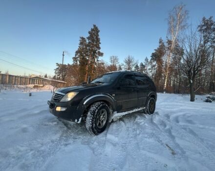 Чорний Cанг Йонг Rexton, об'ємом двигуна 2.7 л та пробігом 250 тис. км за 4125 $, фото 1 на Automoto.ua