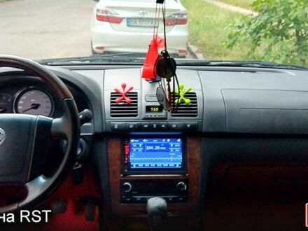 Cанг Йонг Rexton 2005 у Кропивницькому (Кіровограді) на Automoto.ua Чорний Cанг Йонг Rexton, об'ємом двигуна 1.6 л та пробігом 270 тис. км за 4000 $, фото 1 на Automoto.ua