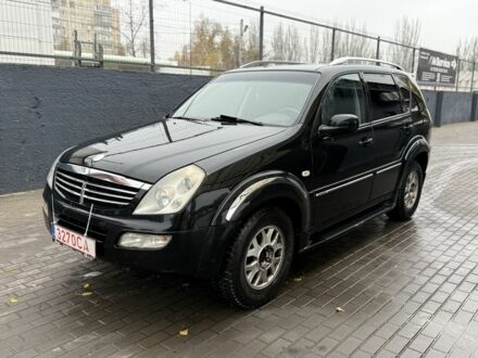Чорний Cанг Йонг Rexton, об'ємом двигуна 2.7 л та пробігом 278 тис. км за 2999 $, фото 1 на Automoto.ua