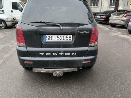 Черный Cанг Йонг Рекстон, объемом двигателя 2.7 л и пробегом 240 тыс. км за 3000 $, фото 1 на Automoto.ua