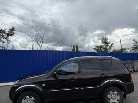 Чорний Cанг Йонг Rexton, об'ємом двигуна 2.7 л та пробігом 380 тис. км за 6500 $, фото 1 на Automoto.ua