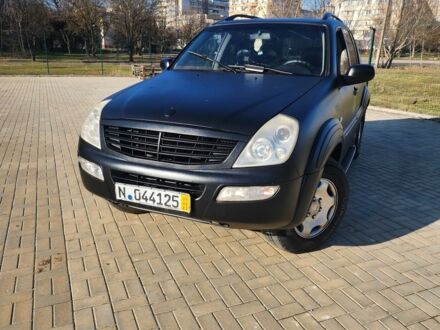 Чорний Cанг Йонг Rexton, об'ємом двигуна 0 л та пробігом 270 тис. км за 4200 $, фото 1 на Automoto.ua