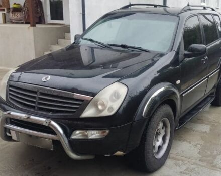 Черный Cанг Йонг Рекстон, объемом двигателя 0 л и пробегом 300 тыс. км за 3500 $, фото 1 на Automoto.ua