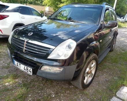 Чорний Cанг Йонг Rexton, об'ємом двигуна 2.7 л та пробігом 215 тис. км за 4300 $, фото 1 на Automoto.ua