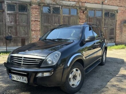 Чорний Cанг Йонг Rexton, об'ємом двигуна 3.2 л та пробігом 220 тис. км за 5500 $, фото 1 на Automoto.ua