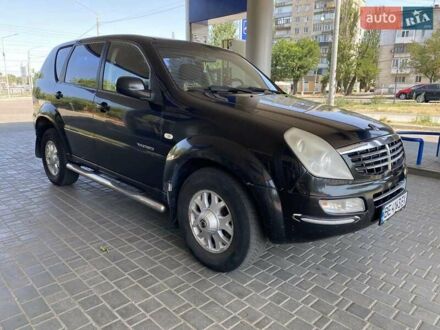 Cанг Йонг Rexton 2006 у Миколаєві на Automoto.ua Чорний Cанг Йонг Rexton, об'ємом двигуна 2.7 л та пробігом 245 тис. км за 6999 $, фото 1 на Automoto.ua