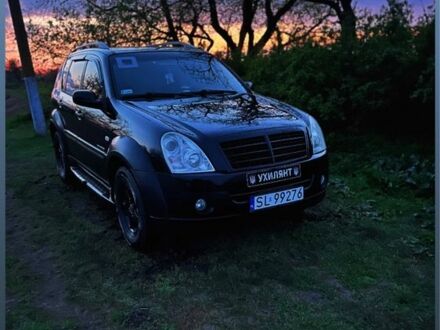 Чорний Cанг Йонг Rexton, об'ємом двигуна 2.7 л та пробігом 193 тис. км за 3503 $, фото 1 на Automoto.ua