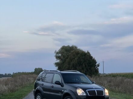 Чорний Cанг Йонг Rexton, об'ємом двигуна 2.7 л та пробігом 340 тис. км за 4000 $, фото 1 на Automoto.ua