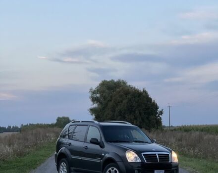 Чорний Cанг Йонг Rexton, об'ємом двигуна 2.7 л та пробігом 340 тис. км за 4000 $, фото 1 на Automoto.ua