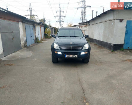 Чорний Cанг Йонг Rexton, об'ємом двигуна 2.7 л та пробігом 320 тис. км за 2950 $, фото 1 на Automoto.ua