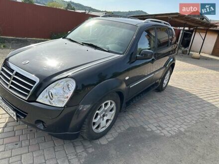 Cанг Йонг Rexton 2006 у Межгорье на Automoto.ua Чорний Cанг Йонг Rexton, об'ємом двигуна 2.7 л та пробігом 194 тис. км за 5700 $, фото 1 на Automoto.ua