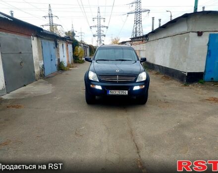 Чорний Cанг Йонг Rexton, об'ємом двигуна 2.7 л та пробігом 300 тис. км за 2950 $, фото 1 на Automoto.ua