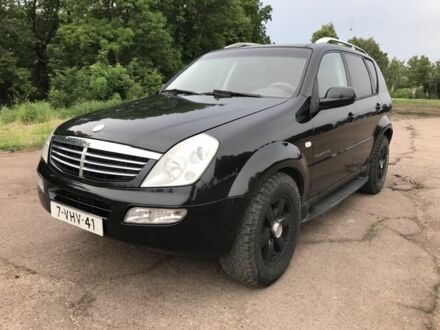 Чорний Cанг Йонг Rexton, об'ємом двигуна 2.7 л та пробігом 253 тис. км за 5100 $, фото 1 на Automoto.ua