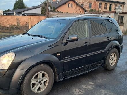 Чорний Cанг Йонг Rexton, об'ємом двигуна 2.7 л та пробігом 250 тис. км за 4500 $, фото 1 на Automoto.ua