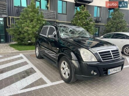 Чорний Cанг Йонг Rexton, об'ємом двигуна 2.7 л та пробігом 181 тис. км за 5000 $, фото 1 на Automoto.ua