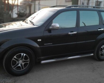 Чорний Cанг Йонг Rexton, об'ємом двигуна 3 л та пробігом 215 тис. км за 10000 $, фото 1 на Automoto.ua