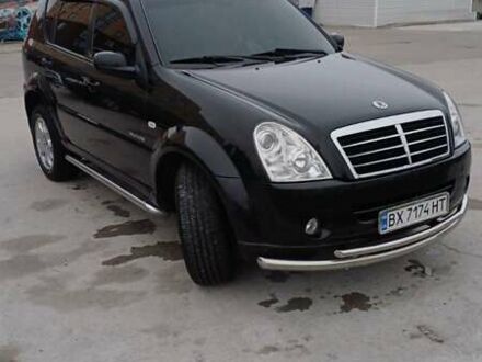 Черный Cанг Йонг Рекстон, объемом двигателя 2.7 л и пробегом 215 тыс. км за 7650 $, фото 1 на Automoto.ua