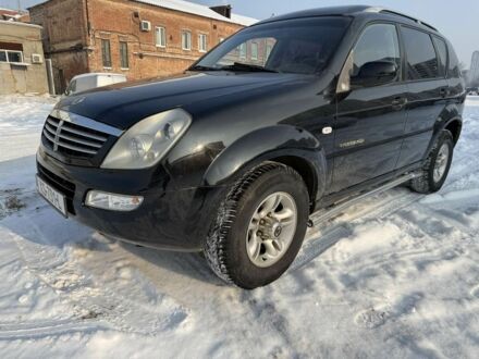 Черный Cанг Йонг Рекстон, объемом двигателя 2.7 л и пробегом 267 тыс. км за 3500 $, фото 1 на Automoto.ua