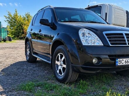 Чорний Cанг Йонг Rexton, об'ємом двигуна 2.7 л та пробігом 329 тис. км за 6999 $, фото 1 на Automoto.ua