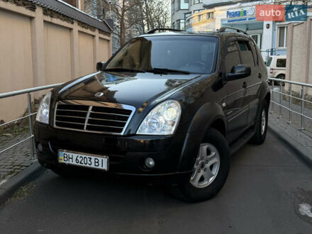 Чорний Cанг Йонг Rexton, об'ємом двигуна 2.7 л та пробігом 170 тис. км за 8300 $, фото 1 на Automoto.ua