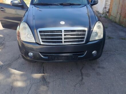 Чорний Cанг Йонг Rexton, об'ємом двигуна 2.7 л та пробігом 320 тис. км за 4295 $, фото 1 на Automoto.ua
