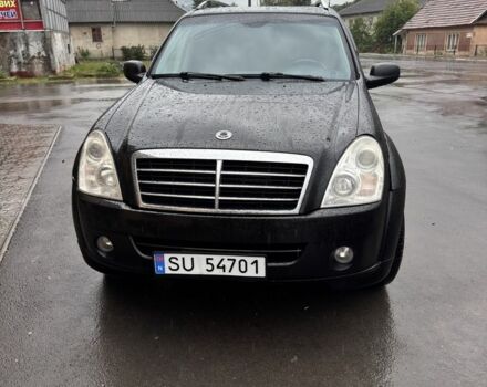 Черный Cанг Йонг Рекстон, объемом двигателя 2.7 л и пробегом 385 тыс. км за 5500 $, фото 1 на Automoto.ua