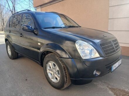 Чорний Cанг Йонг Rexton, об'ємом двигуна 3 л та пробігом 327 тис. км за 3300 $, фото 1 на Automoto.ua