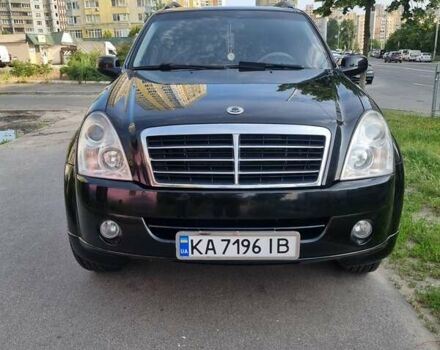 Чорний Cанг Йонг Rexton, об'ємом двигуна 2.7 л та пробігом 190 тис. км за 7700 $, фото 1 на Automoto.ua
