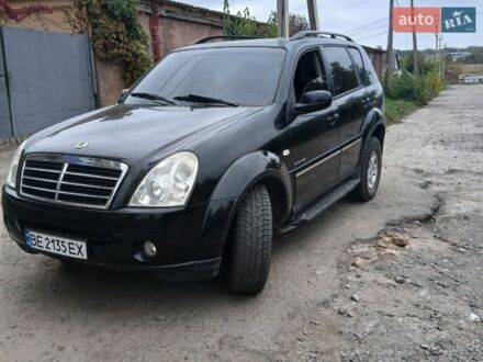 Чорний Cанг Йонг Rexton, об'ємом двигуна 2.7 л та пробігом 328 тис. км за 6000 $, фото 1 на Automoto.ua