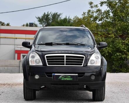 Чорний Cанг Йонг Rexton, об'ємом двигуна 2.7 л та пробігом 213 тис. км за 7750 $, фото 1 на Automoto.ua