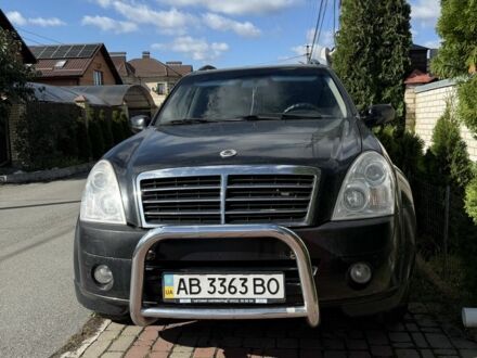 Cанг Йонг Рекстон 2008 в Виннице на Automoto.ua Черный Cанг Йонг Рекстон, объемом двигателя 2.7 л и пробегом 300 тыс. км за 4500 $, фото 1 на Automoto.ua