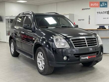 Чорний Cанг Йонг Rexton, об'ємом двигуна 2.7 л та пробігом 218 тис. км за 7490 $, фото 1 на Automoto.ua