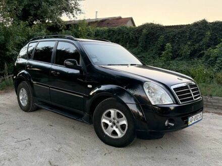 Чорний Cанг Йонг Rexton, об'ємом двигуна 2.7 л та пробігом 283 тис. км за 6253 $, фото 1 на Automoto.ua