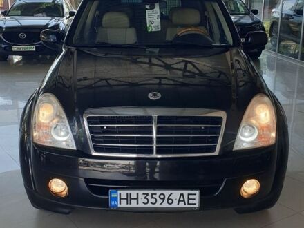 Чорний Cанг Йонг Rexton, об'ємом двигуна 2.7 л та пробігом 148 тис. км за 9300 $, фото 1 на Automoto.ua