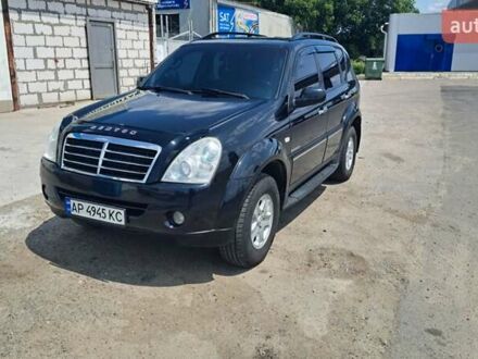 Чорний Cанг Йонг Rexton, об'ємом двигуна 2.7 л та пробігом 250 тис. км за 8000 $, фото 1 на Automoto.ua