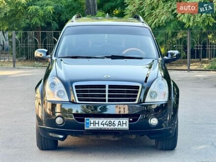 Чорний Cанг Йонг Rexton, об'ємом двигуна 2.7 л та пробігом 220 тис. км за 6999 $, фото 1 на Automoto.ua